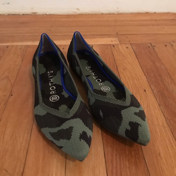 rothys olive camo point
